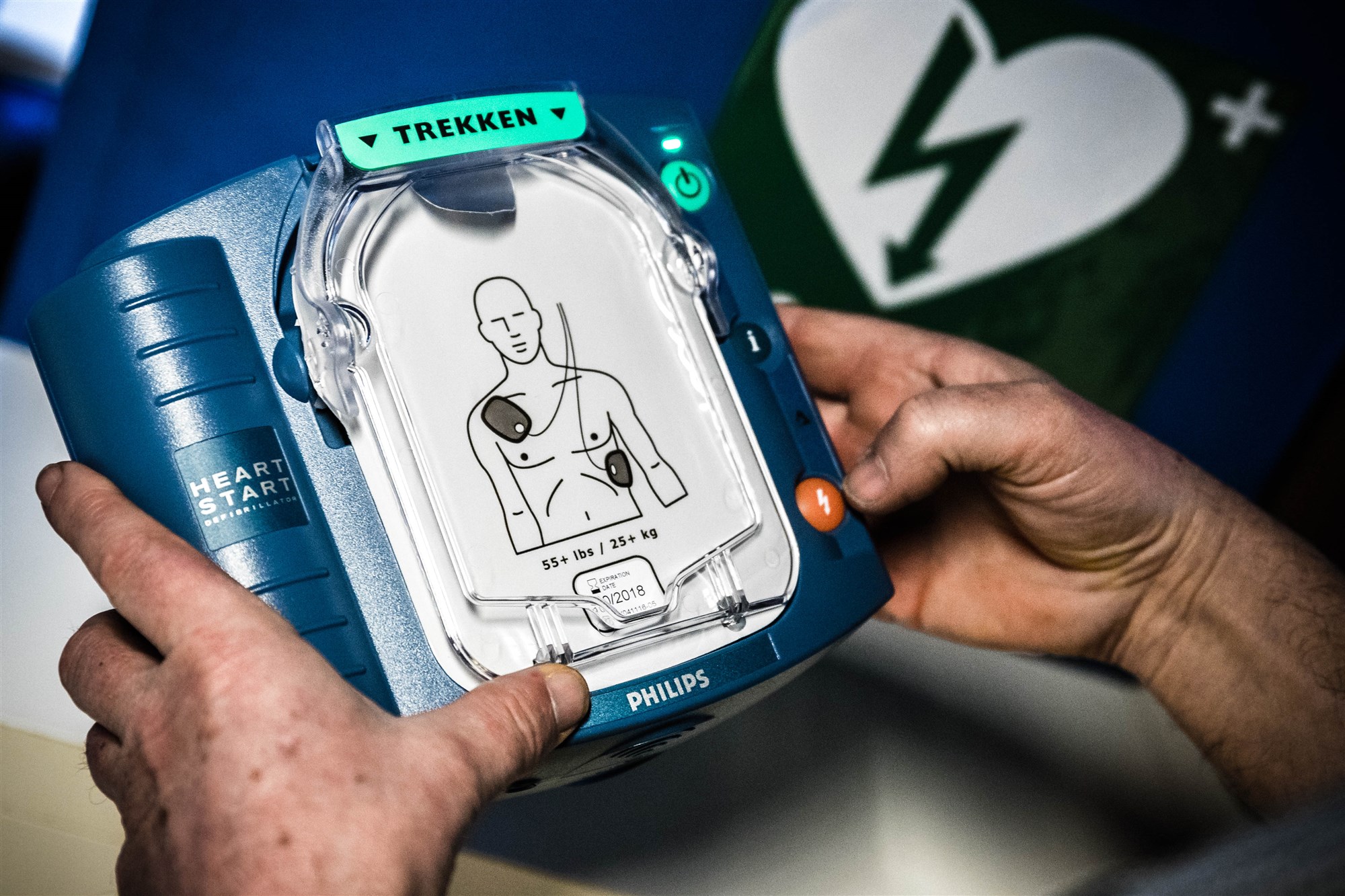 Heel Nederland dekkend hier rond Alkmaar hangt nog geen AED