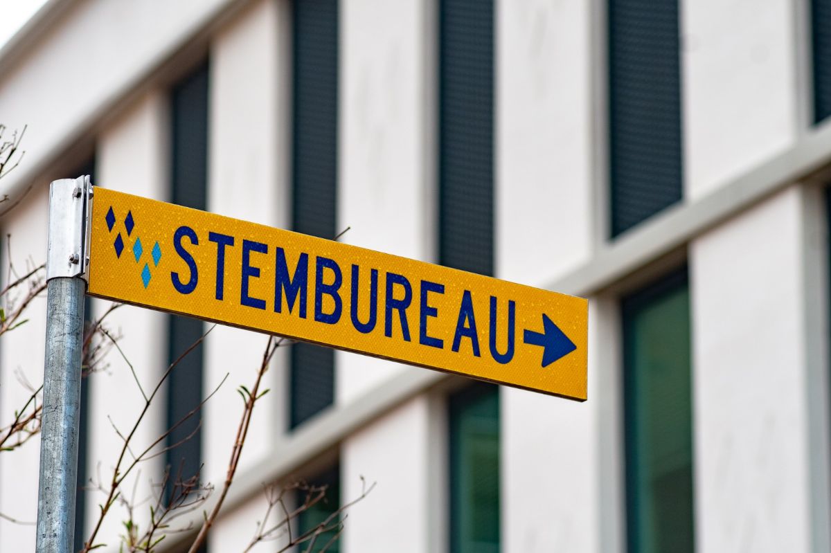 Stembureau stadhuis Almelo