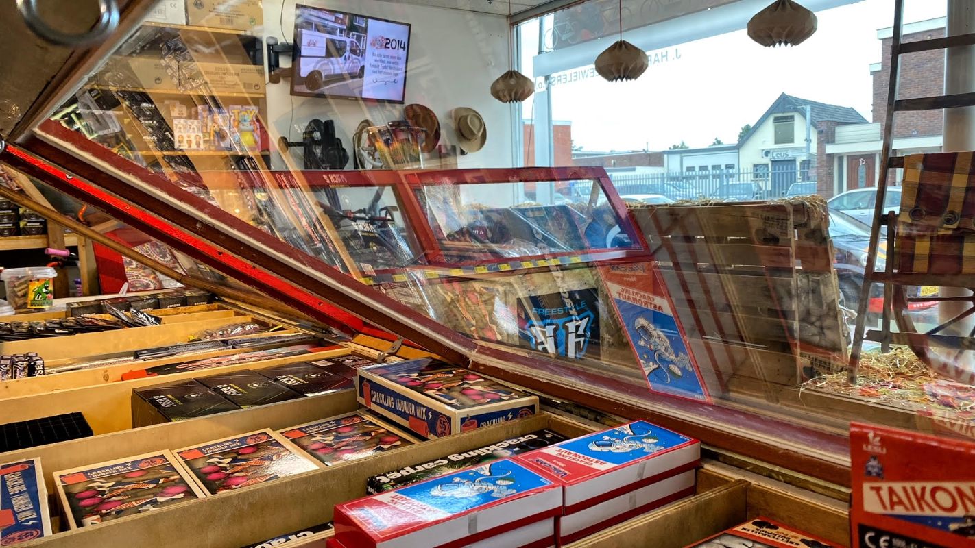 Harings-vuurwerk-vuurwerkwinkel-Almelo-3-2.jpg