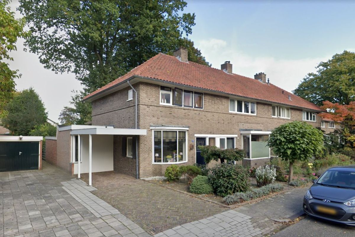 Gespot op Funda deze lichte en ruime woning is bijna 100 jaar oud indebuurt Almelo Gespot op Funda deze lichte en ruime woning is bijna 100 jaar oud indebuurt Almelo