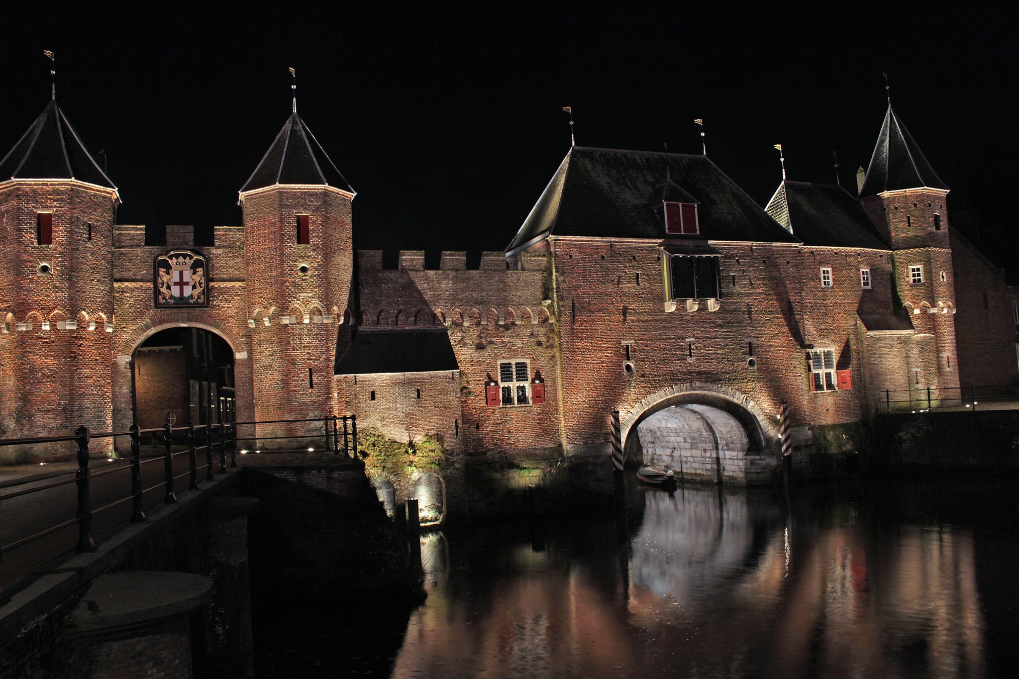 Foto's van Amersfoort in het donker