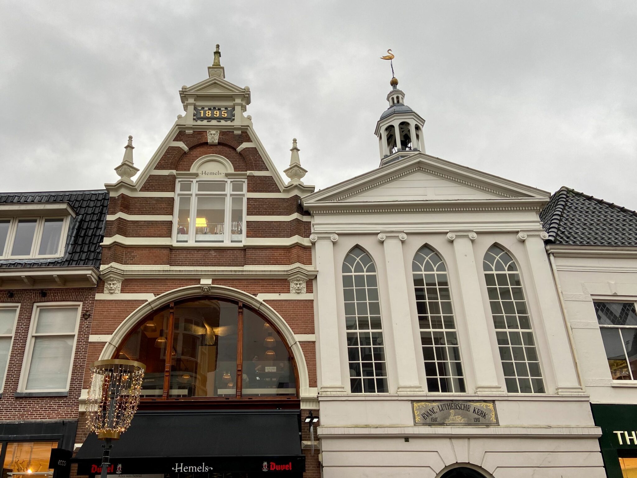 Hemels en de Lutherse kerk. Foto: Ingelise de Vries