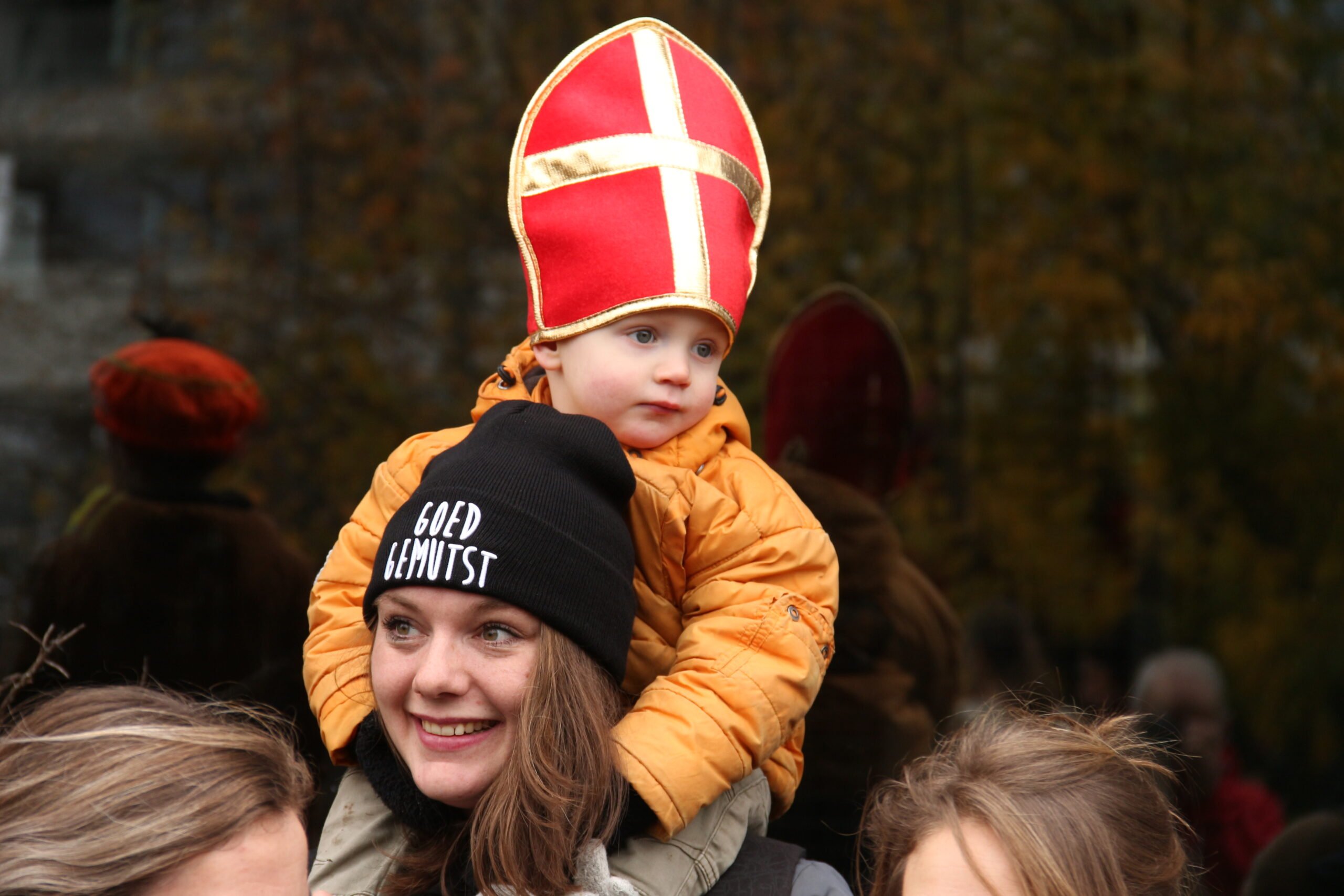 Video! Zo zag de sinterklaasintocht in Vathorst eruit