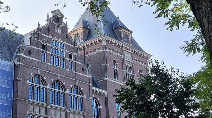 tropenmuseum amsterdam oost