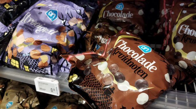pepernoten schappen supermarkten amsterdam