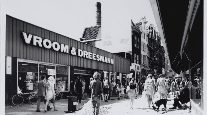 Gebouw Vroom en Dreesmann amsterdam