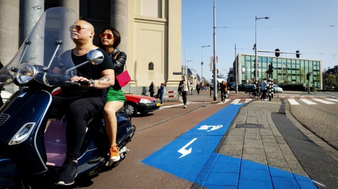 Snorscooters in Amsterdam