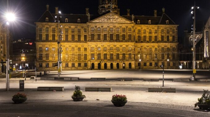 Avondklok Amsterdam