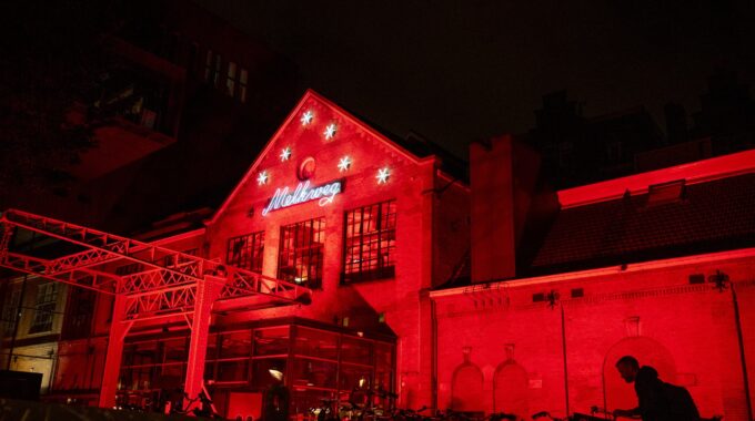 de melkweg buurthuis amsterdam