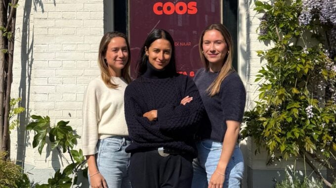 Café Coos: Rosanne, Mira en Rachel