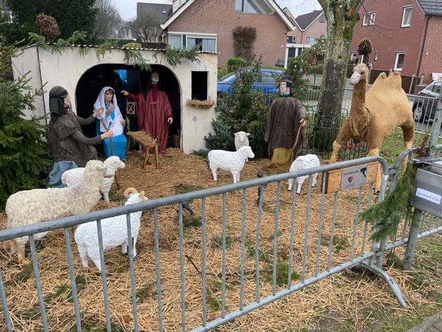 Tijd voor een frisse neus: check hier alle kerststallen in en rond Amsterdam