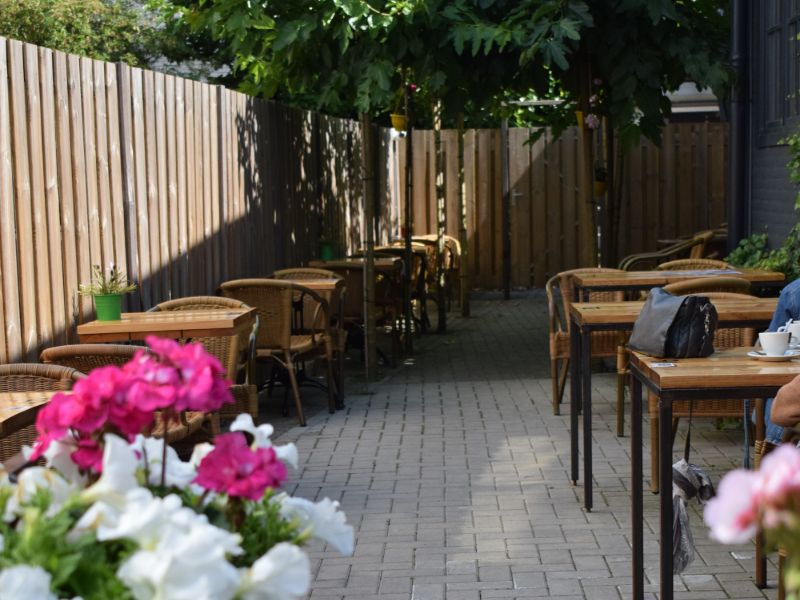 Binnentuin Apeldoorns Koffiehuys (1)