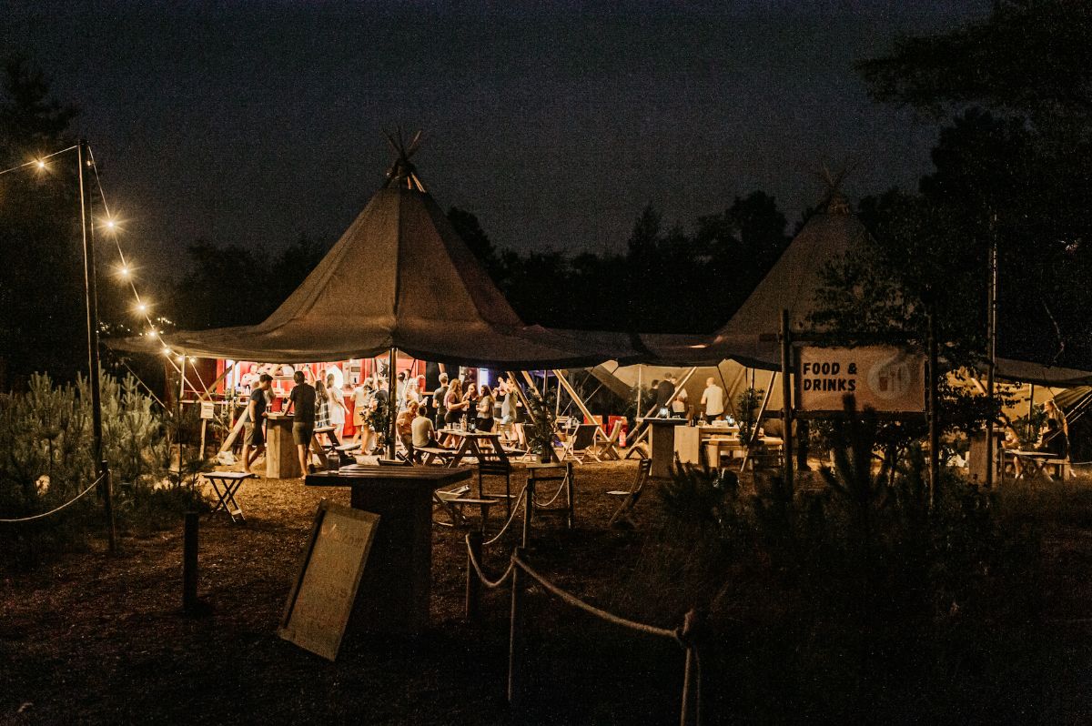 Cheers! Er komt een nieuw pop-up terras in Hoenderloo - indebuurt