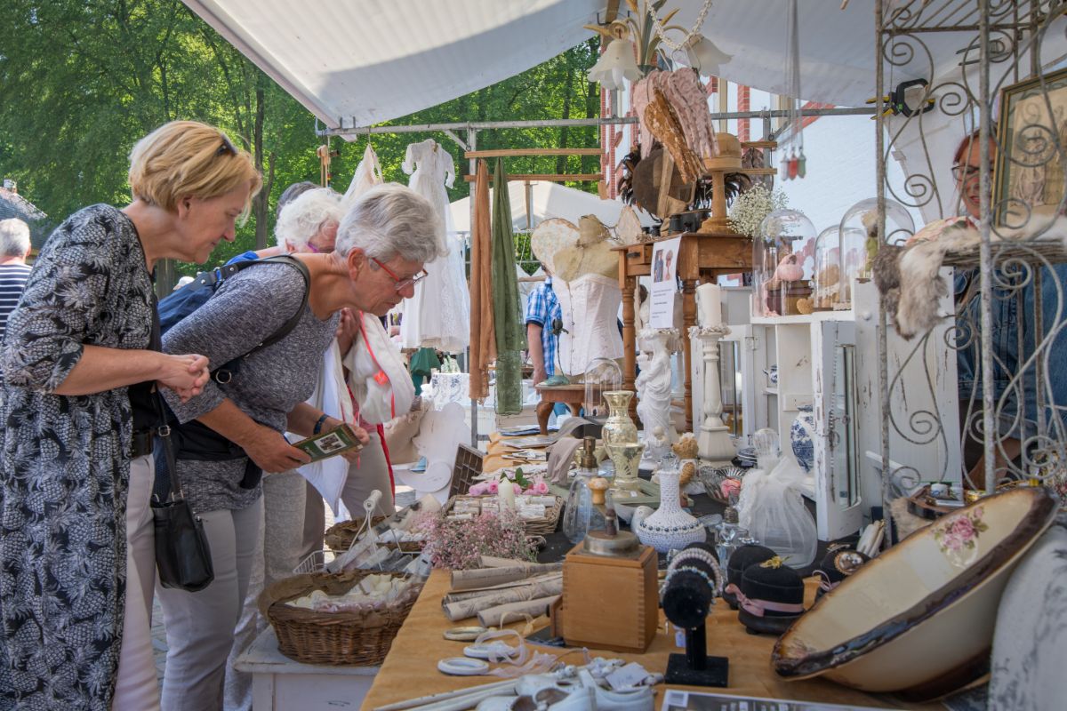 Pinksterbrocante Paleis Het Loo