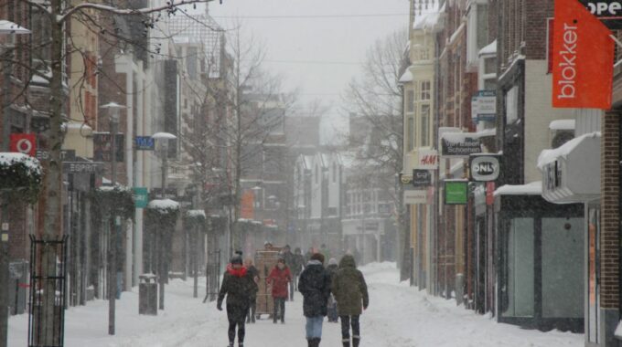sneeuw binnenstad apeldoorn linn de groot (8)