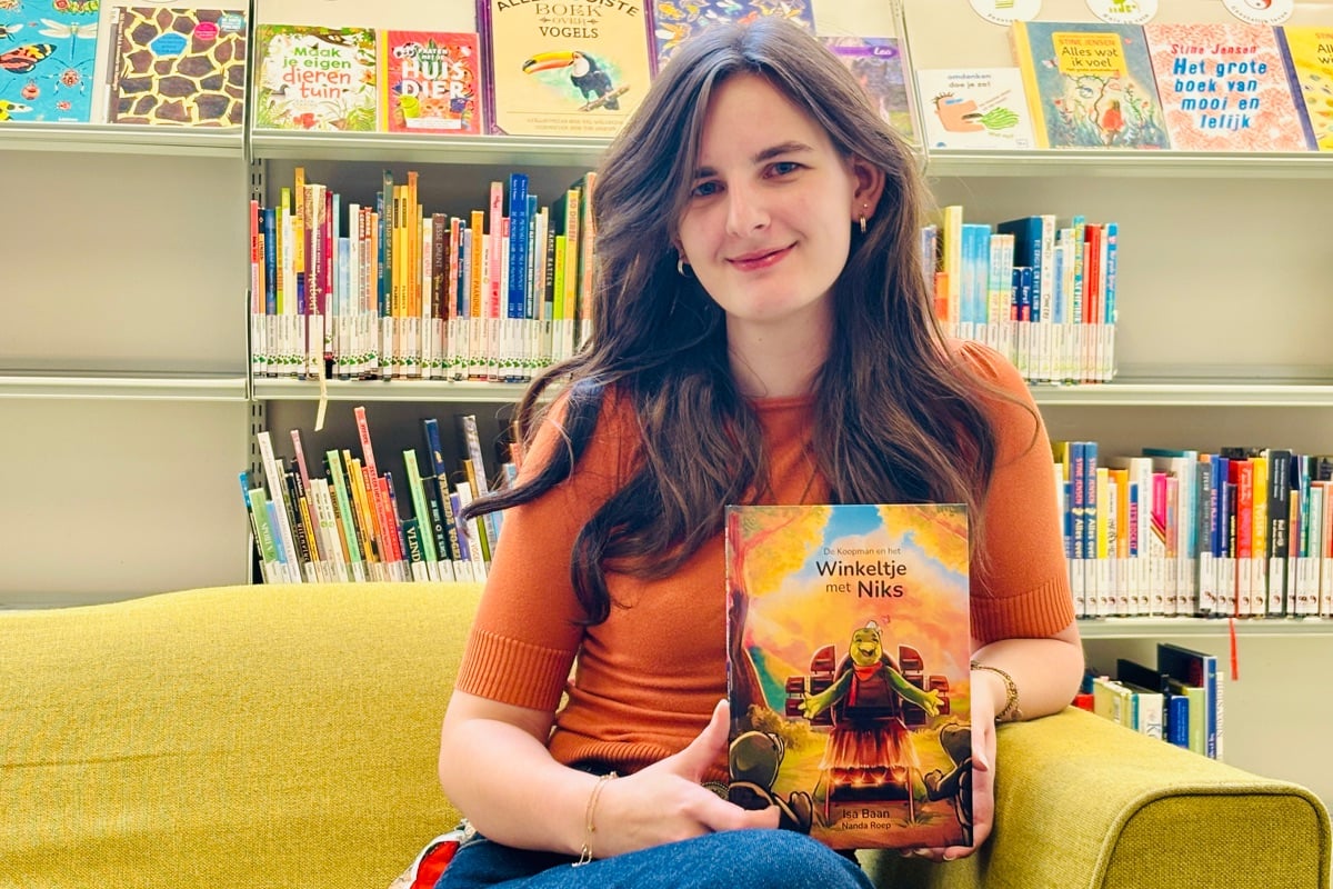 Apeldoornse Isa (20) illustreerde prentenboek: ‘Mijn naam op de kaft!’