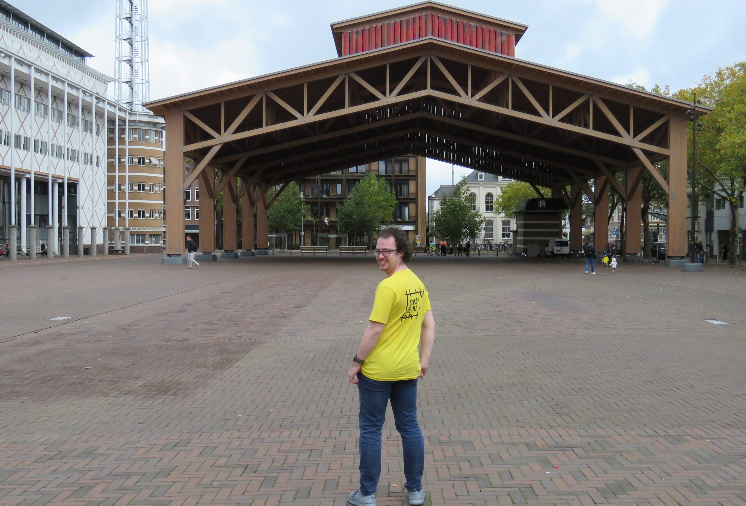 Apeldoorner Djayden (31) gaat gevangenis in om geld in te zamelen voor Amnesty: ‘Voel de noodzaak’