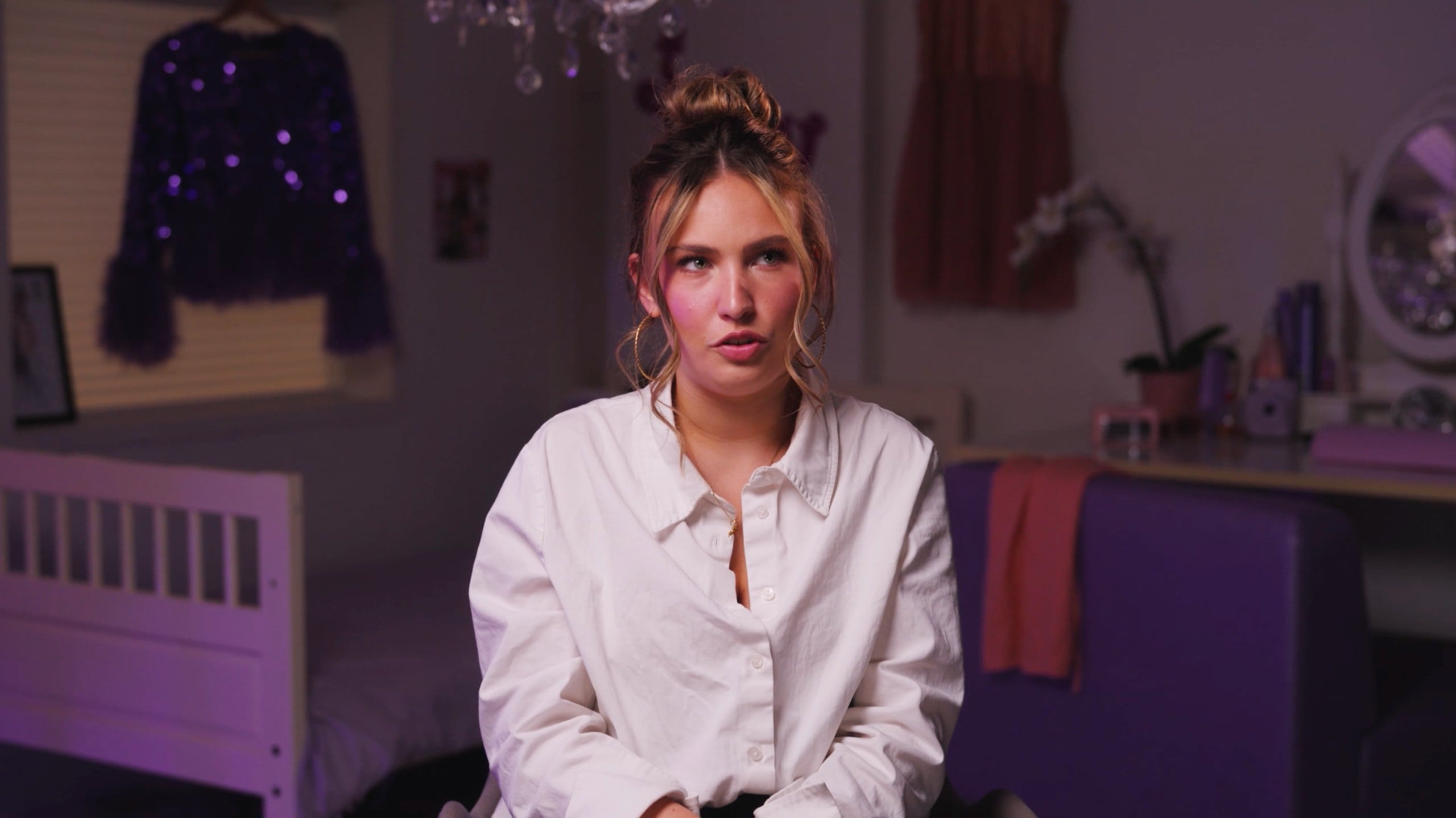 Kijken: Apeldoornse YouTuber Joy (23) vertelt over opgroeien in de spotlights