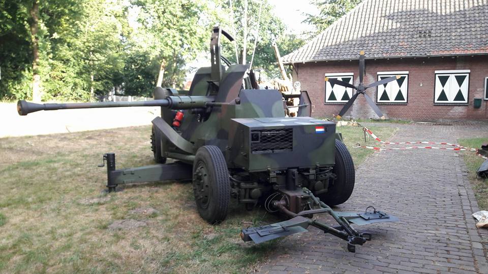 museum vliegbasis deelen museum in arnhem