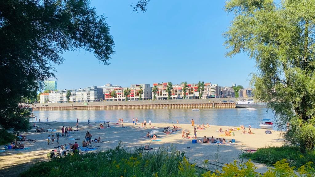 Strandje bij de Rijn. Foto: indebuurt Arnhem