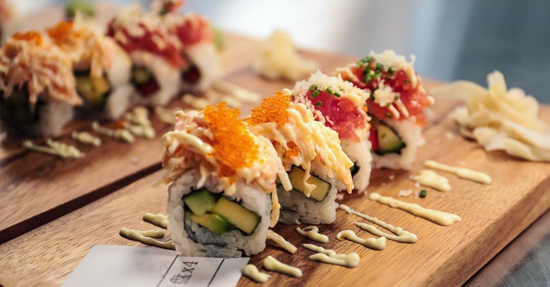 Miyagi begint een sushi abonnement