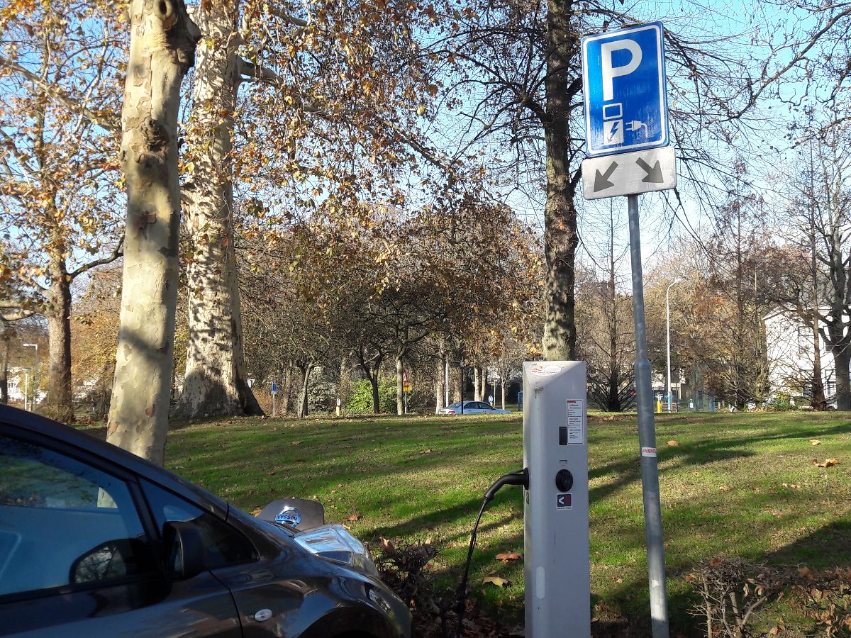 elektrische auto laadpaal