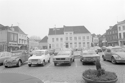 Auto S In Hartje Centrum Vroeger Was Het Heel Normaal Indebuurt Bergen Op Zoom