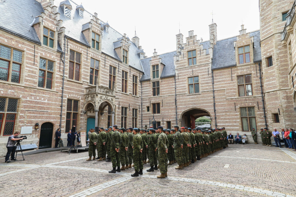 canadese militairen nieuwe regels indebuurt bergen op zoom