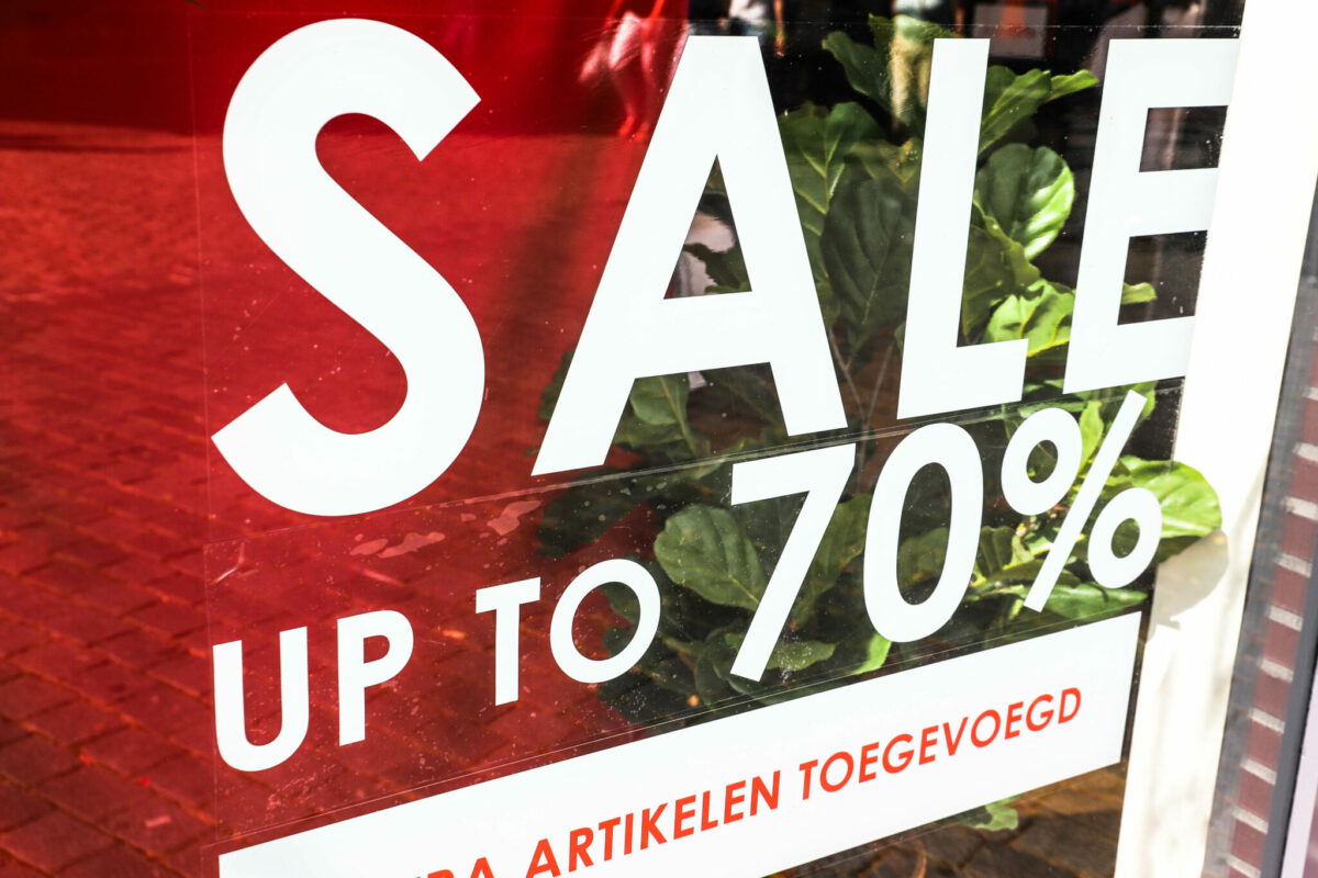 aanbiedingen in bergen op zoom bord sale korting aanbieding binnenstad centrum