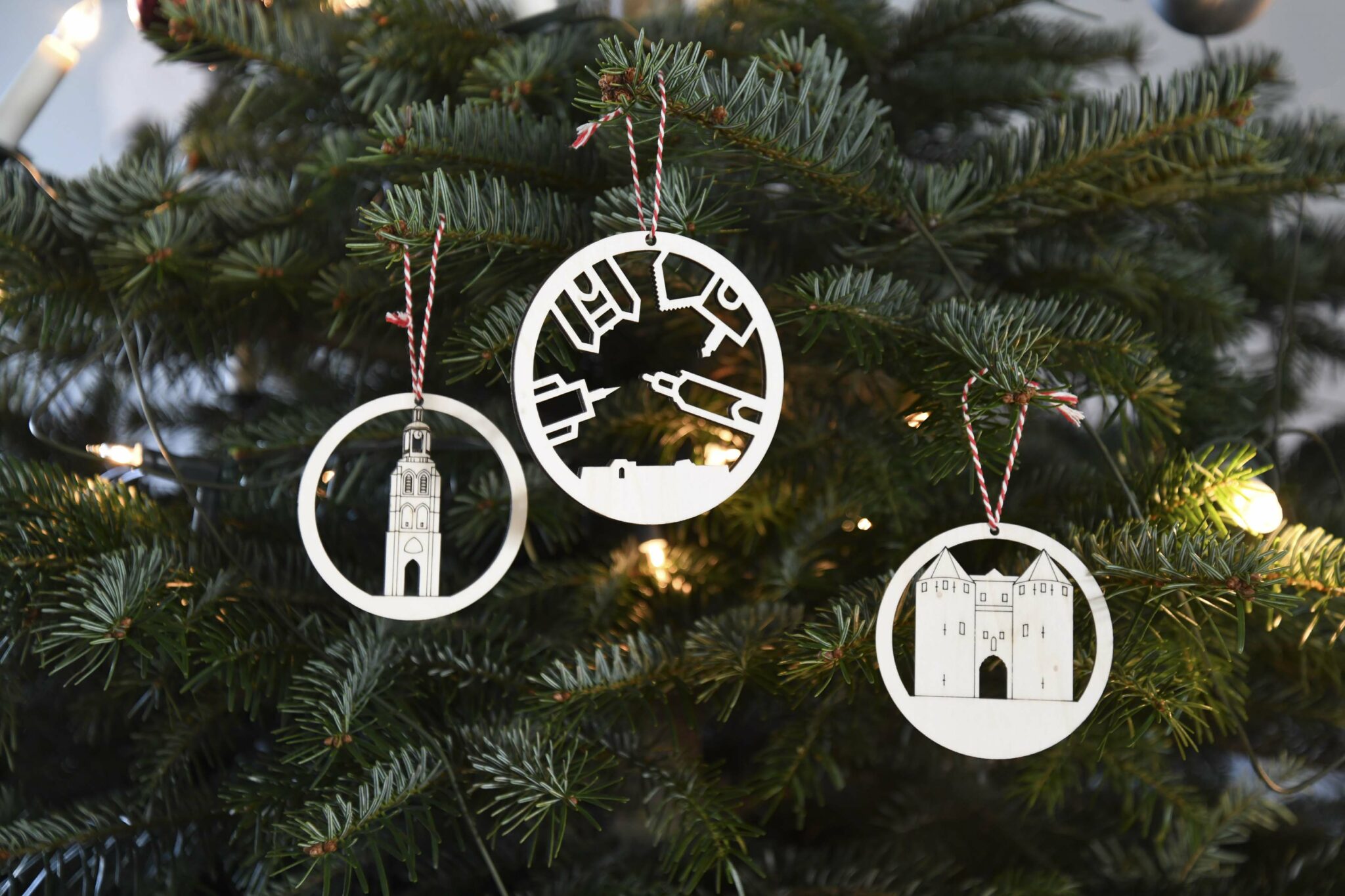 City Shapes kerstballen Bergen op zoom