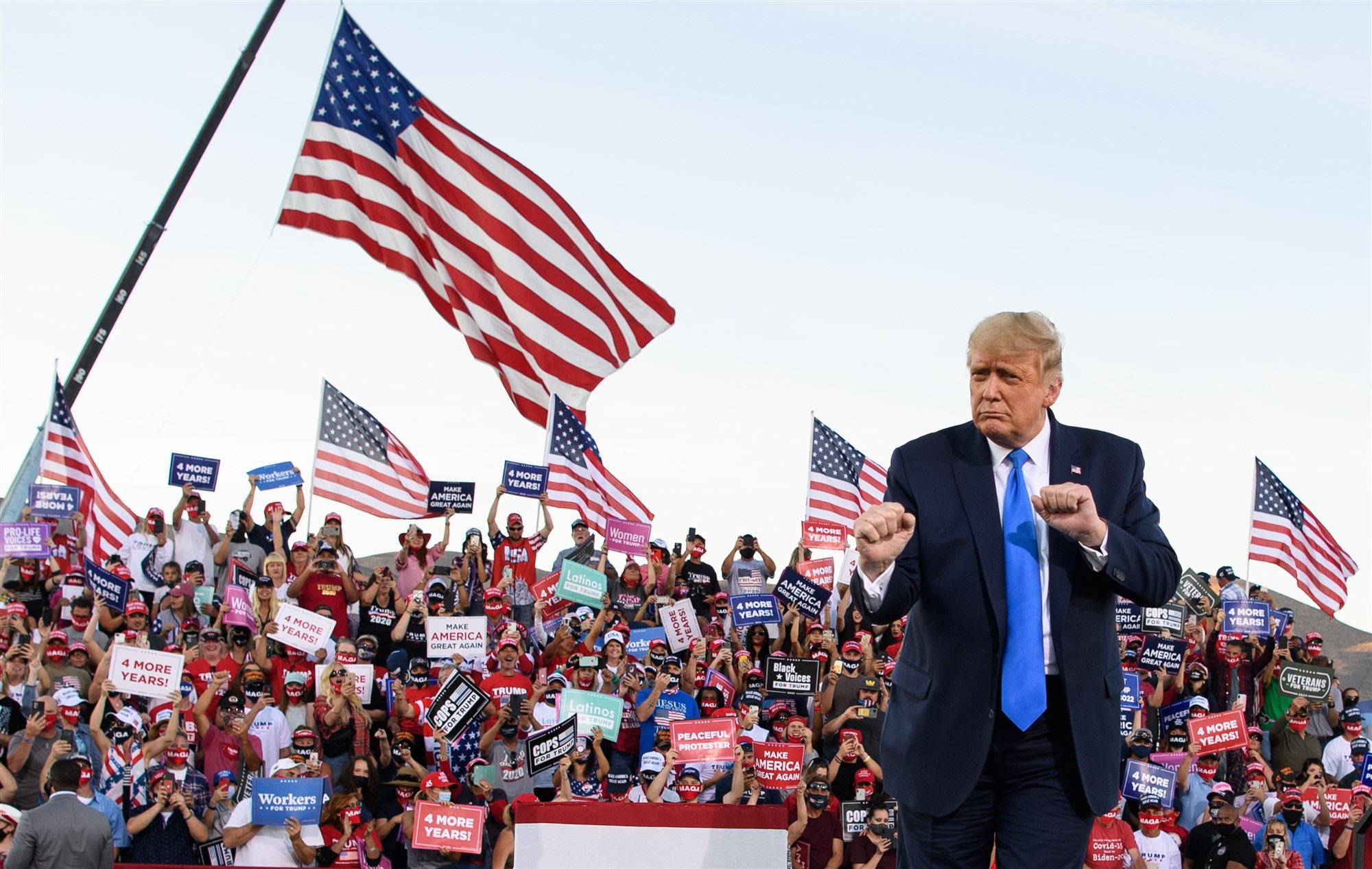 trump dansen video