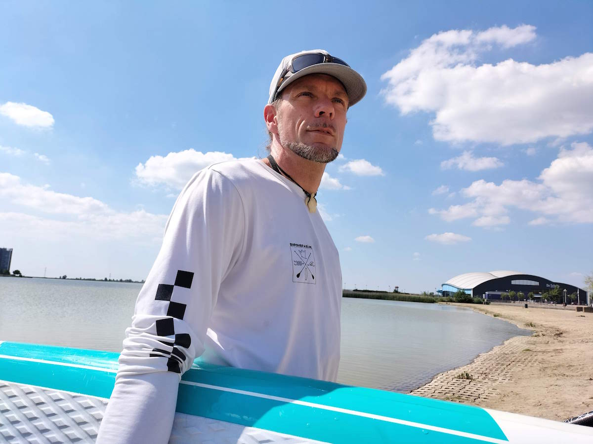 suppen sup surfari supsurfari bergen op zoom binnenschelde varen sporten trainen water ron geertse supboard