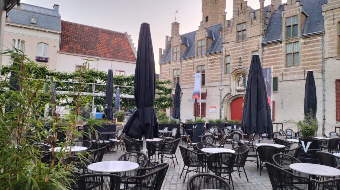 deurnaald markiezenhof deur beeld terras beursplein