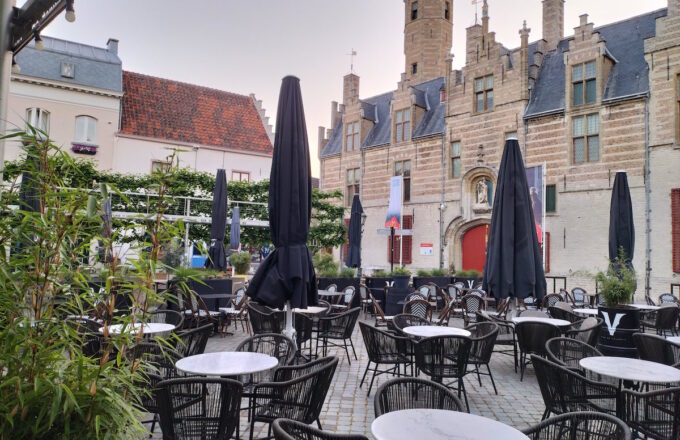 deurnaald markiezenhof deur beeld terras beursplein