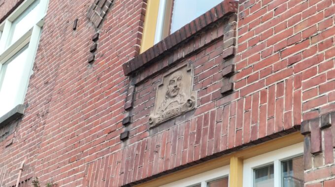 boxhornstraat bergen op zoom gevelsteen