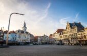 grote markt stadhuis de maagd de draak plein