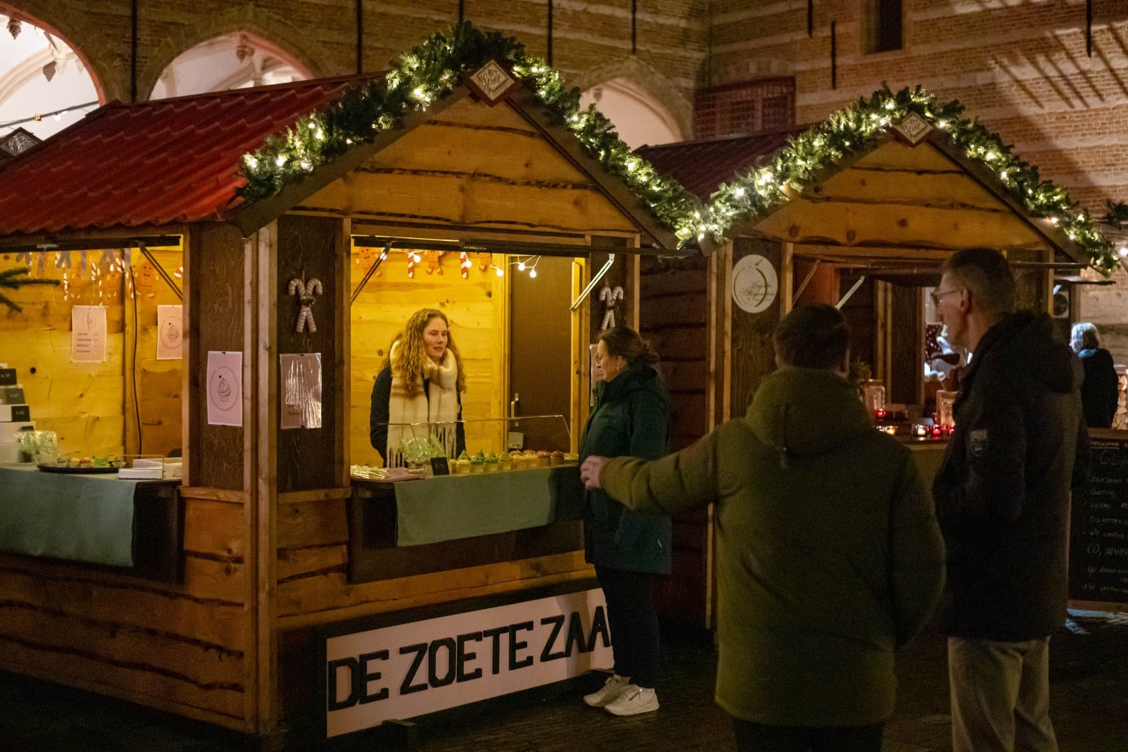 Magische Winterweken in Bergen op Zoom: kerstmarkt, streetfood en schaatsplezier