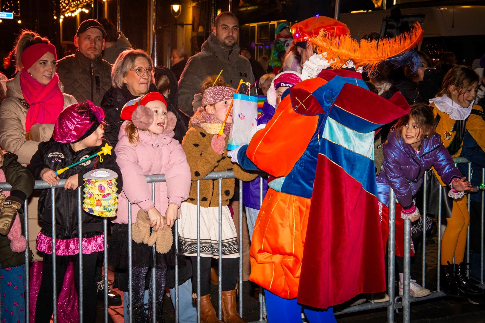 Van Boons tot Thaliaplein: alles over de lampionnenoptocht in Bergen op Zoom