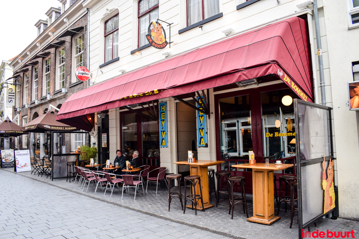 Café De Bommel