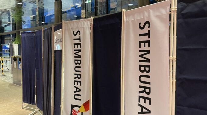 stembureau station breda verkiezingen stemokaal