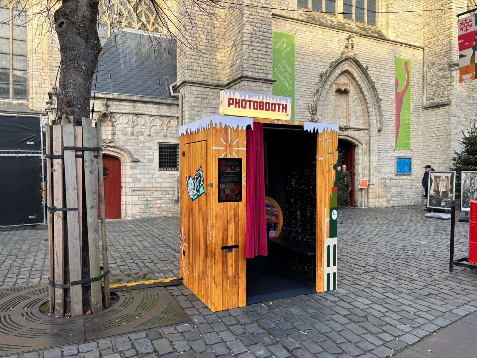 Smile! Hier in Breda vind je een tijdelijke photobooth