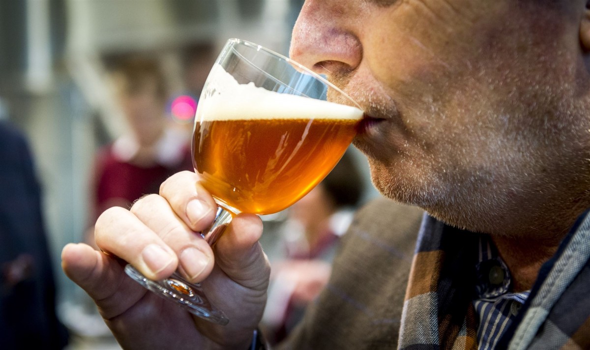 bierproeverij