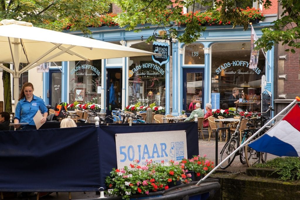 stads-koffyhuis kleurwedstrijd