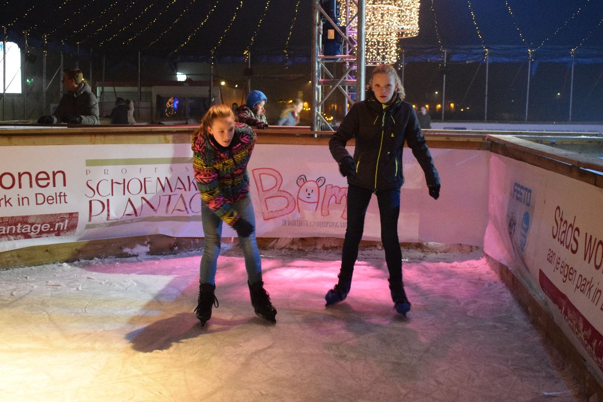 schaatsbaan in delft winters delft