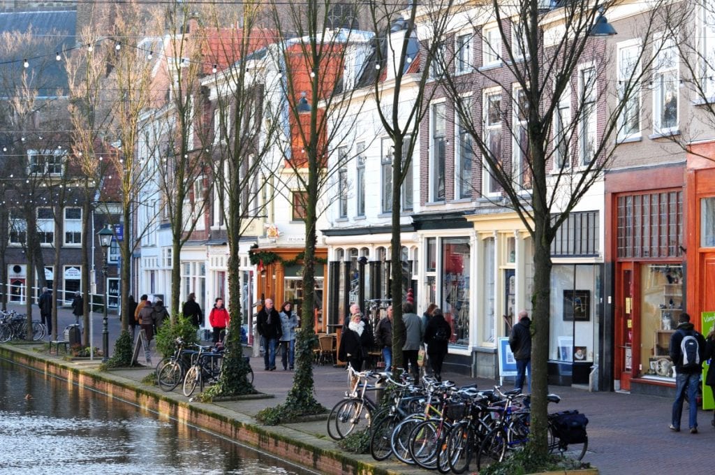vrouw-juttenland-koopjes