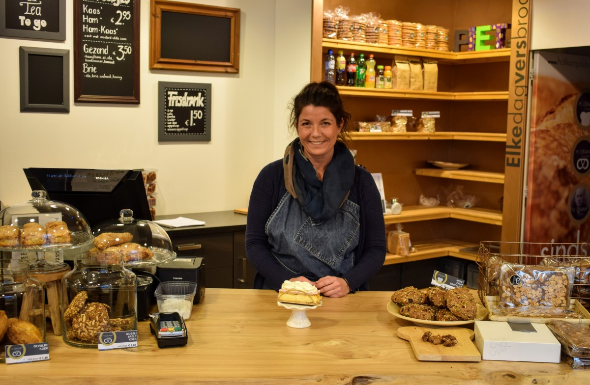 Tompouce bij bakker Holtkamp