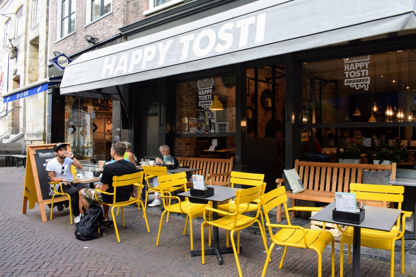 happy tosti