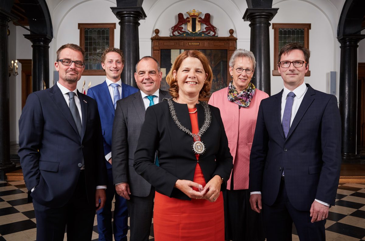 salaris burgemeester