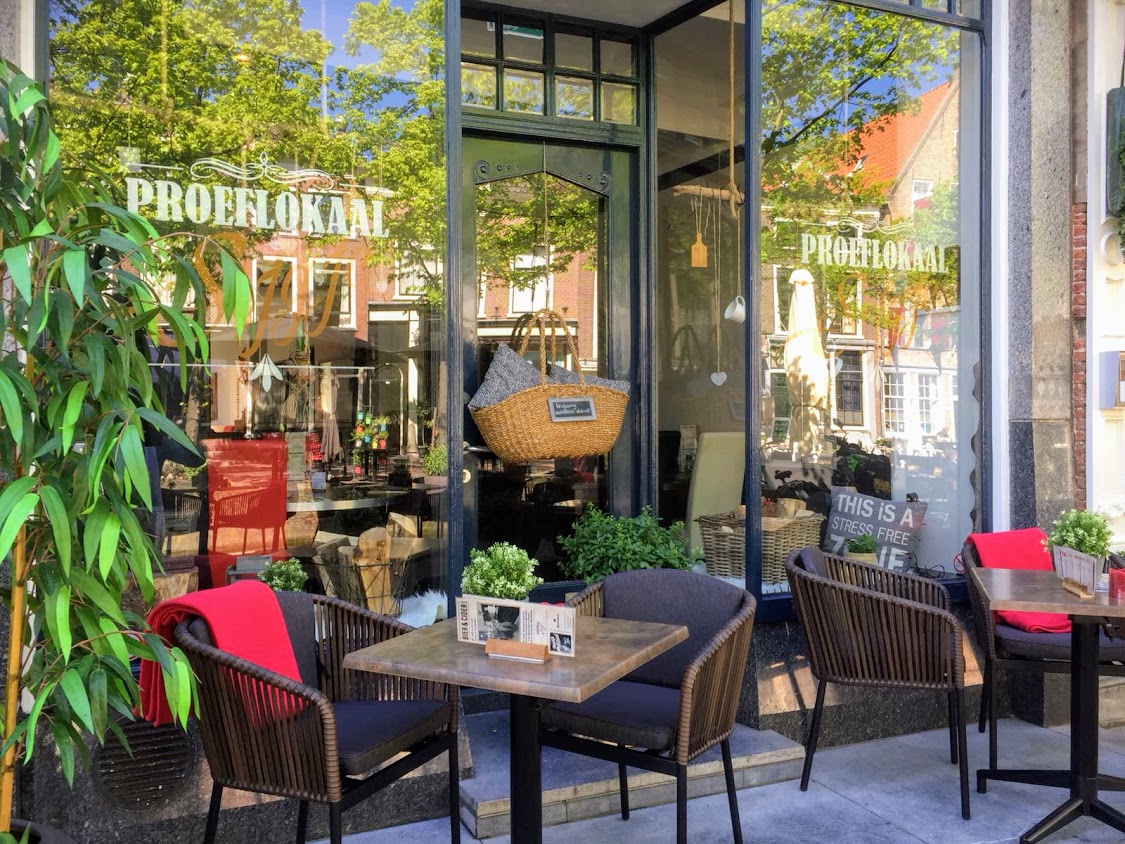 proeflokaal-sijgje-delft-terras