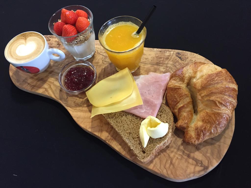 ontbijtplank otelli